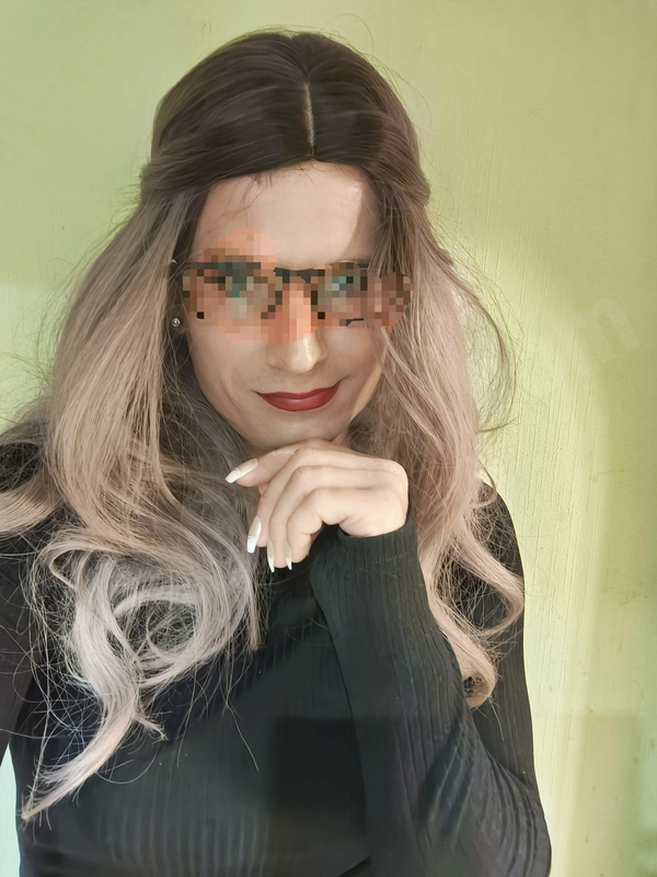 Elliscd4552973